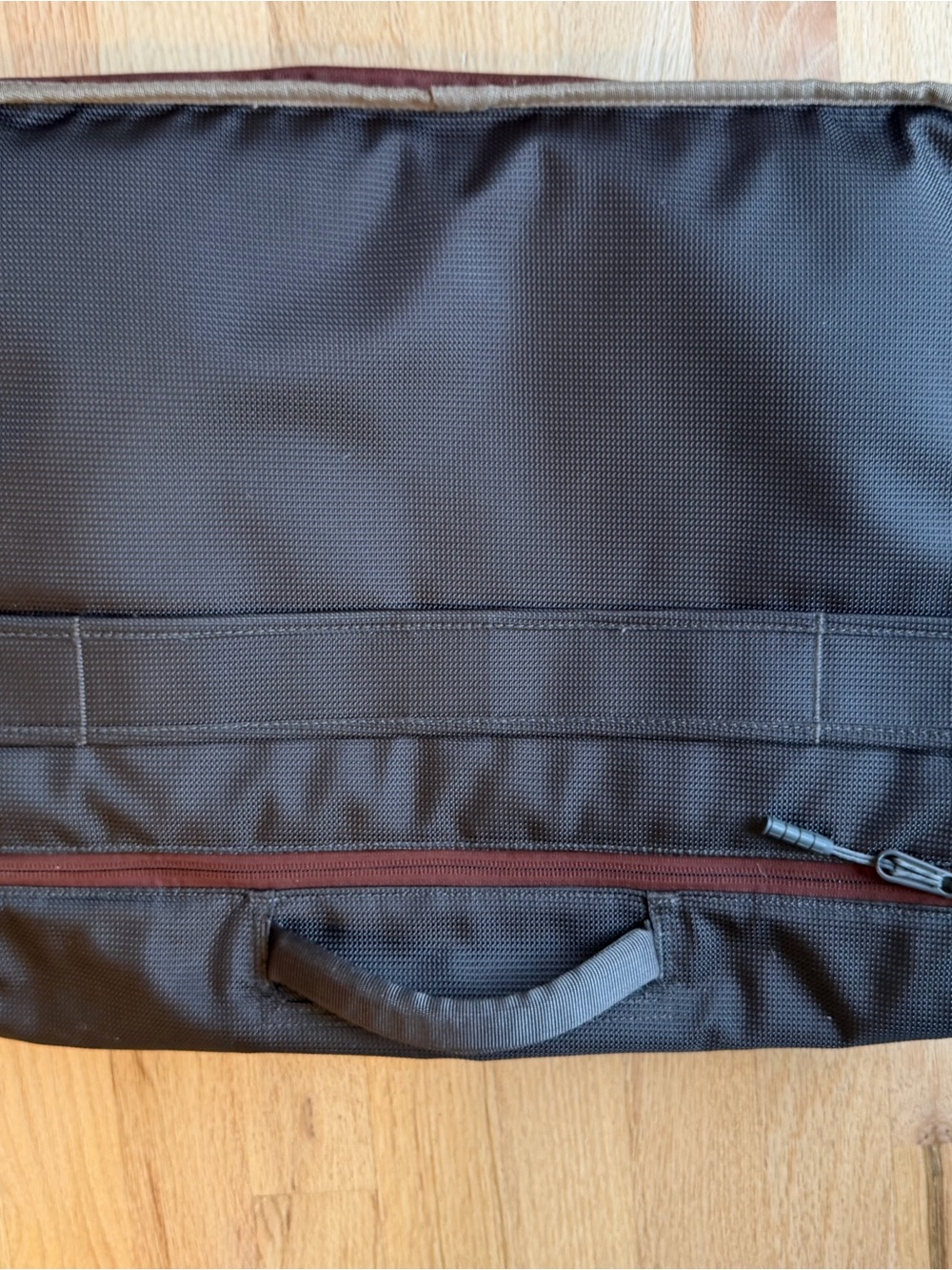 Timbuk2 Men's Black Laptop Briefcase with Red Zipper